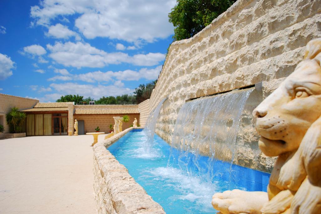 Villaggio Agrituristico Campanio Ferla Bagian luar foto