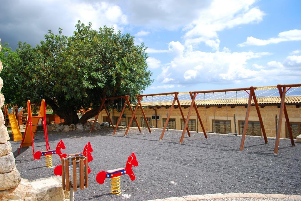 Villaggio Agrituristico Campanio Ferla Bagian luar foto