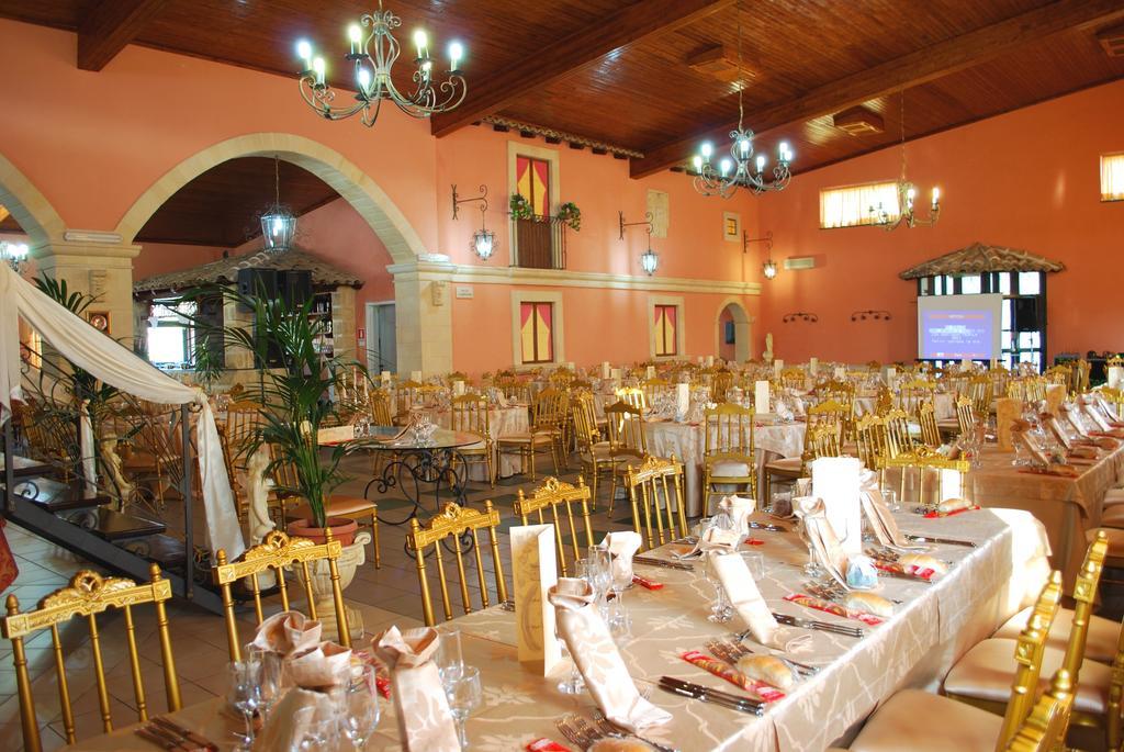 Villaggio Agrituristico Campanio Ferla Bagian luar foto